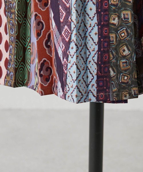 ear PAPILLONNER（イアパピヨネ）の「【tomoki yurita×ear】ネクタイ柄プリーツスカート（スカート・レディース・その他・FREE）」の3枚目の写真