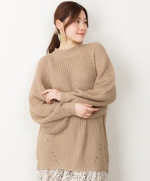 atONE 畔編みボリューム袖 クルーネックセーター