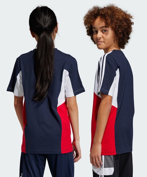 adidas(アディダス)の「カラーブロック スリーストライプス レギュラーフィット 半袖Tシャツ / アディダス adidas(Tシャツ/カットソー・キッズ・ブルー/ネイビー/ブラック・130/140/150/160)」の10枚目の写真