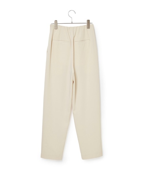ADAM ET ROPE'(アダムエロペ)の「【セットアップ対応】イージーテーパードパンツ(その他パンツ・レディース・ブラック/ベージュ・36/38)」の16枚目の写真