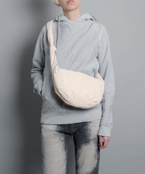 rinto(リント)の「【recomend selection/セレクト】キルティングショルダーバッグ(ショルダーバッグ・レディース・ホワイト/ブラック/カーキ/イエロー・FREE)」の15枚目の写真
