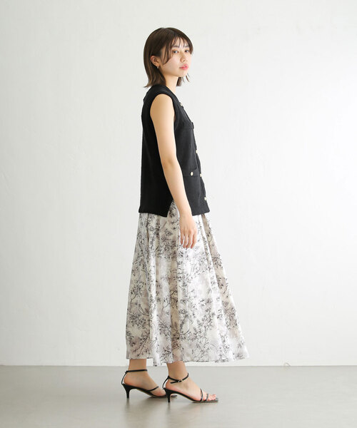 【美品】ラ トータリテ ブークレーベスト La TOTALITE（ラトータリテ）の「ブークレーベスト（ベスト）」 - WEAR