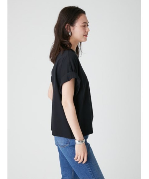 Mila Owen（ミラオーウェン）の「ロールアップスリーブドルマンカットトップス【ウォッシャブル/手洗い可能】（Tシャツ/カットソー・レディース・ホワイト/ブラック/ピンクベージュ・0/1）」の14枚目の写真