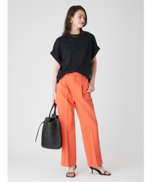 Mila Owen（ミラオーウェン）の「ロールアップスリーブドルマンカットトップス【ウォッシャブル/手洗い可能】（Tシャツ/カットソー・レディース・ホワイト/ブラック/ピンクベージュ・0/1）」の8枚目の写真