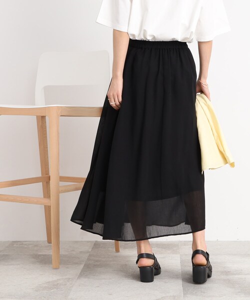 SHOO・LA・RUE(シューラルー)の「◆【歩くたびに軽やかに揺れる】ウエストギャザー スカート(スカート・レディース・ライトグレー/ネイビー/ブラウン系/ブラック・00)」の17枚目の写真