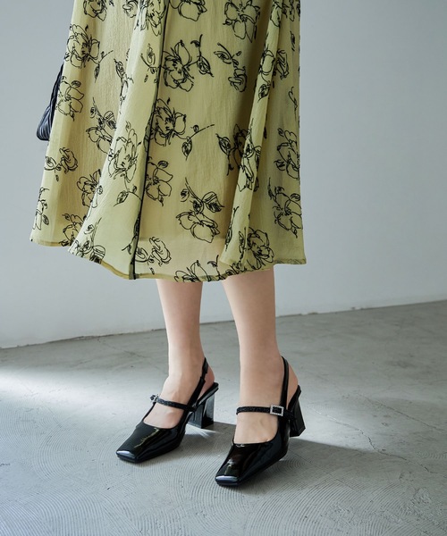 グリッターストラップ付きスクエアトゥパーティーパンプス（パンプス）｜niana（ニアナ）