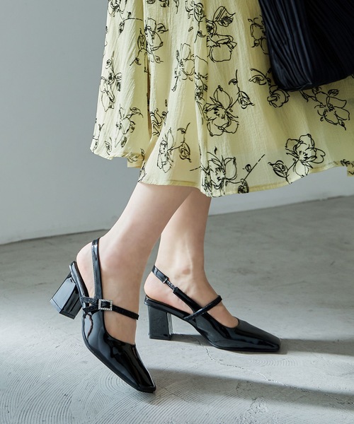 グリッターストラップ付きスクエアトゥパーティーパンプス（パンプス）｜niana（ニアナ）