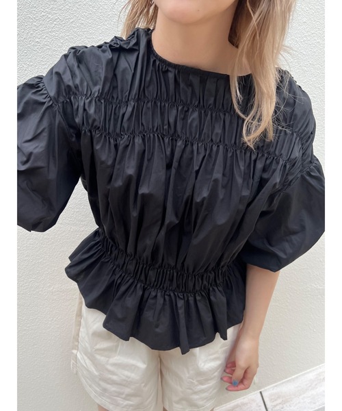 JUMELLE（ジュメロ）の「シャーリングBL（シャツ/ブラウス・レディース・ブラック/ライトベージュ・M）」の13枚目の写真