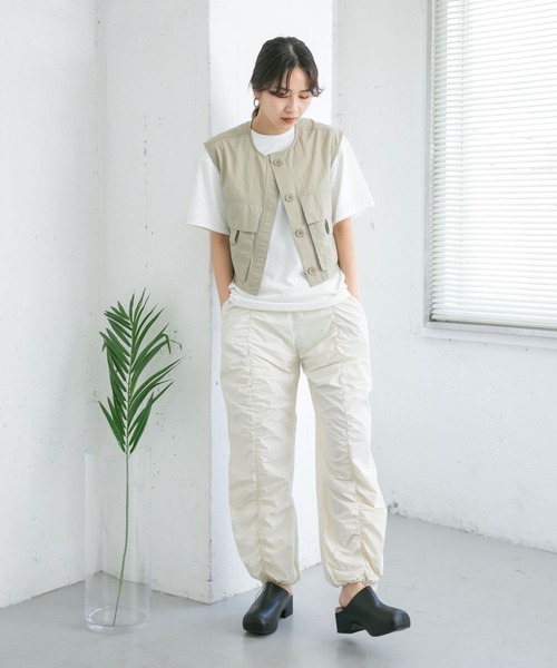 KBF（ケイビーエフ）の「ミリタリーショートベスト（ベスト・レディース・チャコールグレー/オフホワイト/ライトカーキ・ONE）」の19枚目の写真