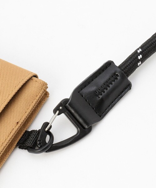 KiU（キウ）の「Kiu/キウ 600D WR PHONE POUCH/600D ウォーターリペレントフォンポーチ（スマホグッズ・レディース・ブラック/ベージュ/オリーブ/レオパード/その他9・ONE SIZE）」の9枚目の写真