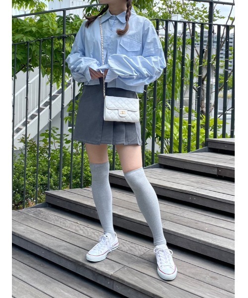 PHILLY（フィリー）の「【2点SET】キャミ＋ドロストシャツセット（シャツ/ブラウス・レディース・ホワイト/ブルー・FREE）」の15枚目の写真