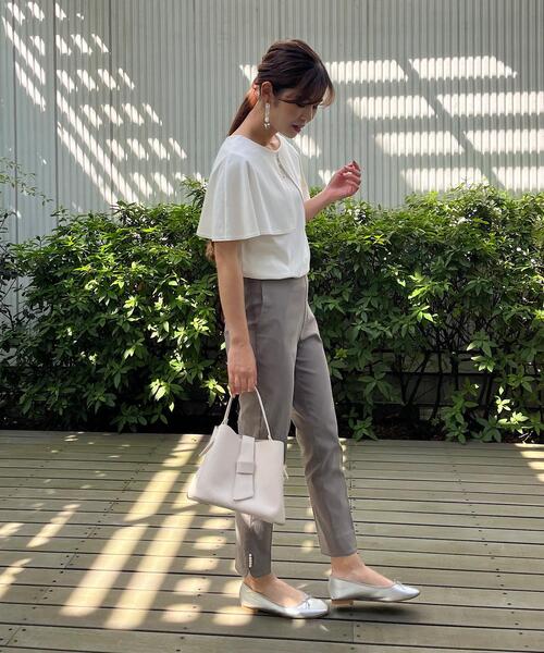 couture brooch（クチュールブローチ）の「◆【きちんと感のある着映えカットソー】ケープ風デザインTOPS（Tシャツ/カットソー・レディース・オフホワイト/ブラック・42/40/38/36）」の13枚目の写真