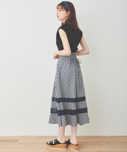 31 Sons de mode（トランテアン　ソン　ドゥ　モード）の「シアー切替フレアスカート（スカート・レディース・ベージュ/ブラック/ブルー/ブラック×パープル・36/38）」の9枚目の写真