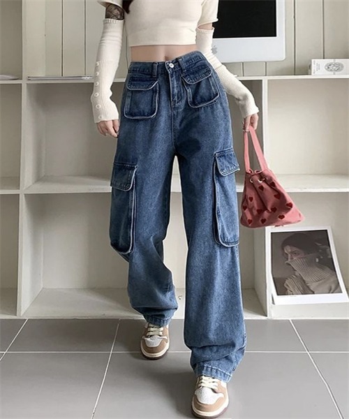 Dream garden(ドリームガーデン)の「デニムカーゴパンツ(デニムパンツ・レディース・ブルー・S/M/L)」の4枚目の写真