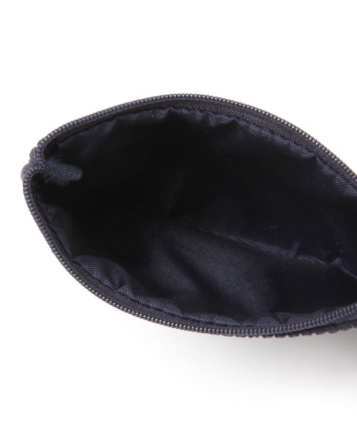 LAKOLE（ラコレ）の「コーデュロイフラットポーチ(S) / 986909