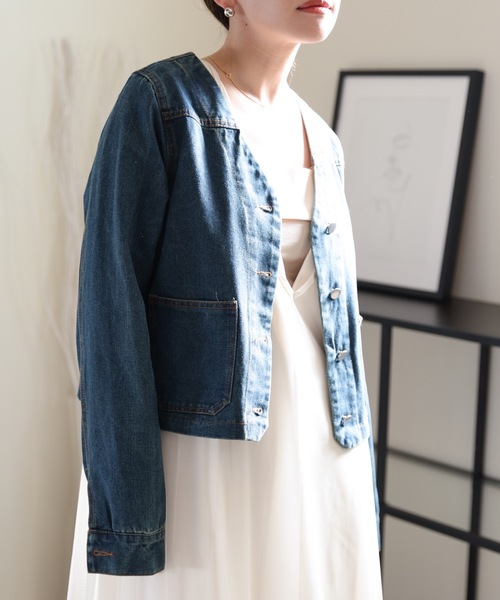 ULEULA(ウルア)の「Vネックノーカラーデニムジャケット(デニムジャケット・レディース・サックスブルー/ブルー・FREE)」の5枚目の写真