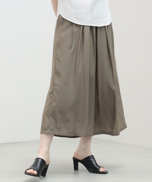 BEAMS HEART(ビームスハート)の「BEAMS HEART / クレープ ワイドパンツ(その他パンツ・レディース・ブラウン系その他2/オリーブ/イエロー系その他5/ネイビー・FREE)」の3枚目の写真