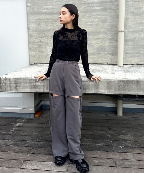 SEN TOKYO(セントーキョー)の「肌見せでこなれ感。サイドスリットスラックス(スラックス・レディース・ブラック/アイボリー/チャコール・FREE)」の7枚目の写真