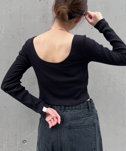 GUNZE（グンゼ）の「【shay／シェイ】(カップ付)バックオープントップス（Tシャツ/カットソー・レディース・ブラック/グリーン/アイボリー・ONE SIZE）」の3枚目の写真