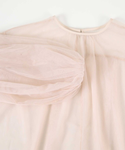 titivate（ティティベイト）の「シアーボリュームスリーブトップス（Tシャツ/カットソー・レディース・ブラック/アイボリー/ライトピンク・FREE）」の9枚目の写真