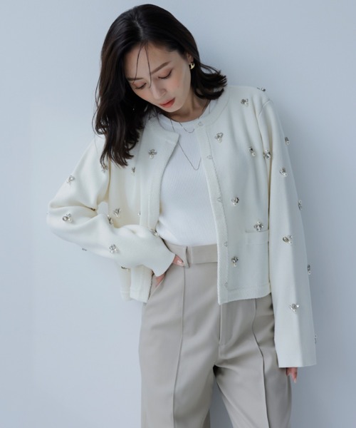 anuans（アニュアンス）の「ビジューニットジャケット（カーディガン/ボレロ・レディース・アイボリー/ブラック/グレー・FREE）」の10枚目の写真
