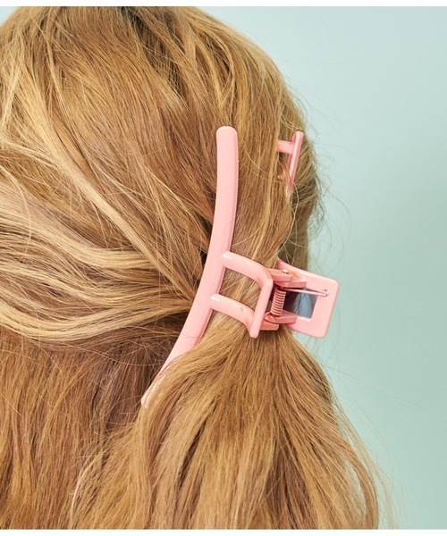 anap mimpi（アナップミンピ）の「カラー スクエア ビッグ バンスクリップ ヘアクリップ（バレッタ/ヘアクリップ・レディース・ラベンダー/オレンジ/ライトピンク/イエロー×グリーン/オフホワイト・FREE）」の16枚目の写真