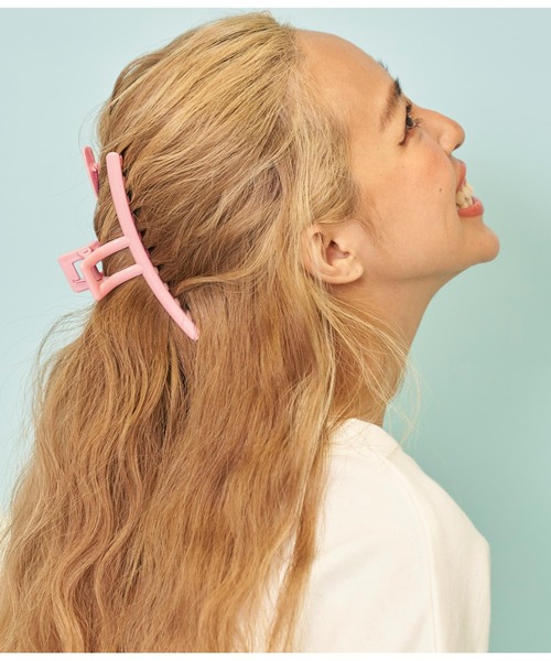 anap mimpi（アナップミンピ）の「カラー スクエア ビッグ バンスクリップ ヘアクリップ（バレッタ/ヘアクリップ・レディース・ラベンダー/オレンジ/ライトピンク/イエロー×グリーン/オフホワイト・FREE）」の17枚目の写真