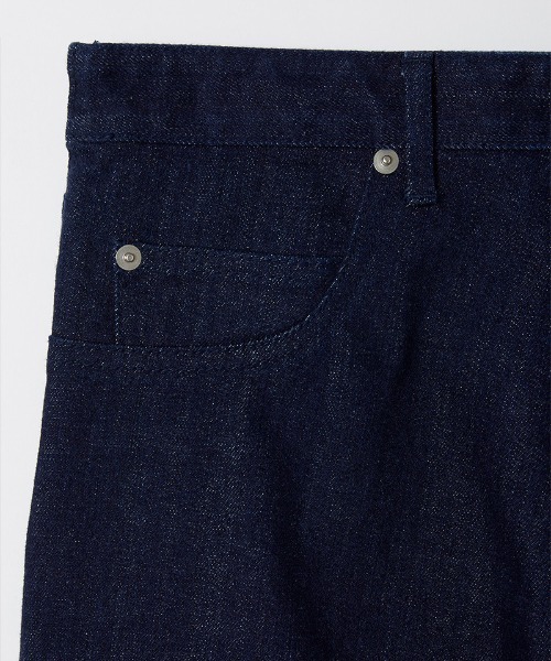 soduk（スドーク）の「back to front denim trousers（デニムパンツ・レディース・インディゴブルー/ブルー・MEDIUM/SMALL）」の18枚目の写真