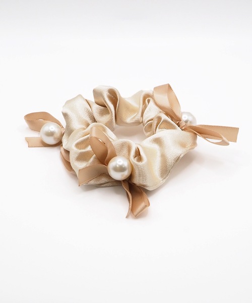 VATSURICA(バツリカ)の「〈VATSURICA〉リボン パール シュシュ(シュシュ)」 WEAR