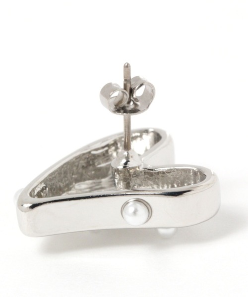 LAKOLE(ラコレ)の「ハートドットパールピアス / 105167(ピアス(両耳用)・レディース・その他1/その他2・FREE)」の3枚目の写真