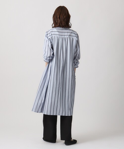 SHOO・LA・RUE(シューラルー)の「◆【洗える】軽やかで柔らかいダブルガーゼ前あきワンピース(ワンピース・レディース・ブルー系2/ホワイト系3/ナチュラル/ネイビー・04/03/02)」の20枚目の写真