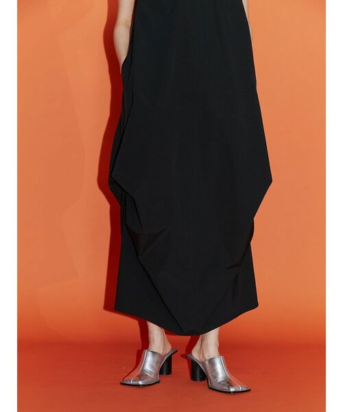 UN3D.（アンスリード）の「ビッグタックコクーンワンピース