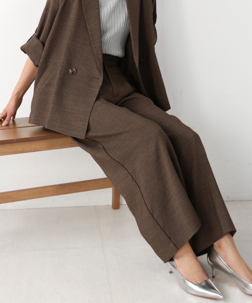 Bou Jeloud(ブージュルード)の「リネンライクパイピングパンツ(その他パンツ・レディース・ダークブラウン/ベージュ・38)」の2枚目の写真