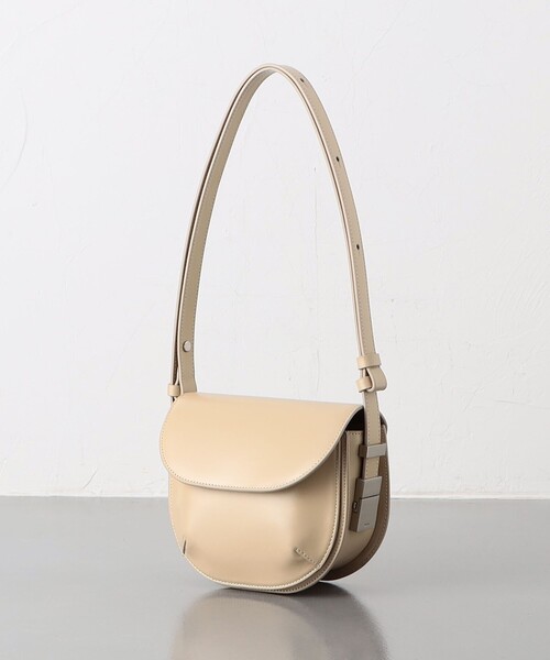 OSOI（オソイ）の「【一部別注】＜OSOI＞CUBBY バッグ（ショルダーバッグ・レディース・ベージュ/ブラック・FREE）」の10枚目の写真