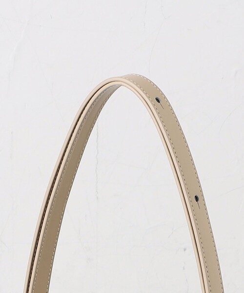 OSOI（オソイ）の「【一部別注】＜OSOI＞CUBBY バッグ（ショルダーバッグ・レディース・ベージュ/ブラック・FREE）」の11枚目の写真