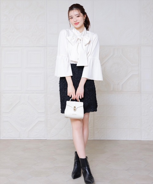 SWINGLE（スウィングル）の「リボンツイードハイウエストミニスカート（スカート・レディース・アイボリー/ブラック・SMALL/MEDIUM）」の10枚目の写真