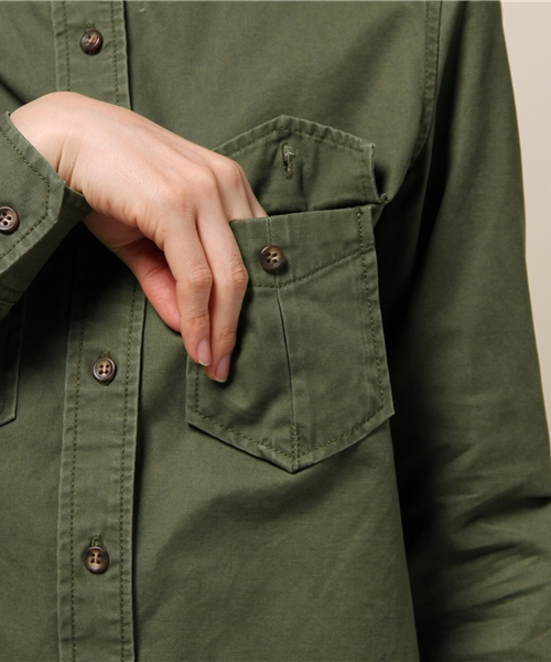 ELFORBR（エルフォーブル）の「コットンツイルミリタリーシャツ（シャツ/ブラウス・レディース・カーキ・38）」の10枚目の写真