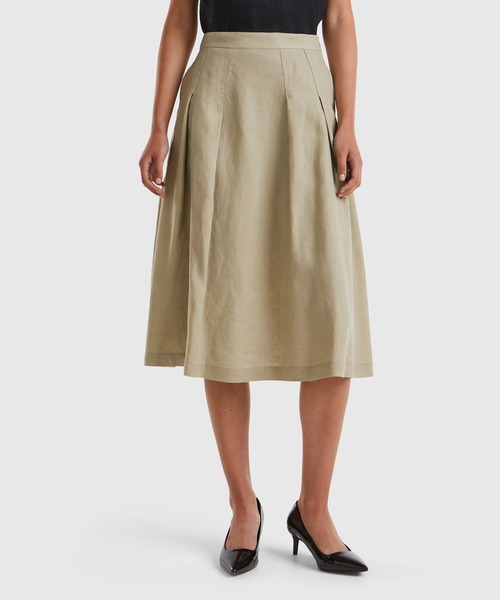 BENETTON (UNITED COLORS OF BENETTON)(ベネトンユナイテッドカラーズオブベネトン)の「リネン100%ミディ丈フレアスカート(スカート・レディース・ブラック/カーキ/ライトベージュ/ホワイト/ベージュ/イエロー・44/40/38/42/36)」の5枚目の写真