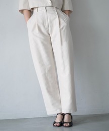 CURVE LINE PANTS