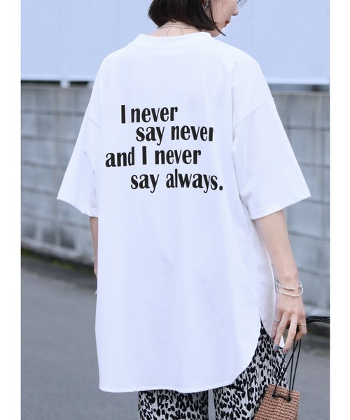 reca(レカ)の「バッグロゴプリントBIGTシャツ(Tシャツ/カットソー・レディース・ブラック/ホワイト/ナチュラル・FREE)」の1枚目の写真
