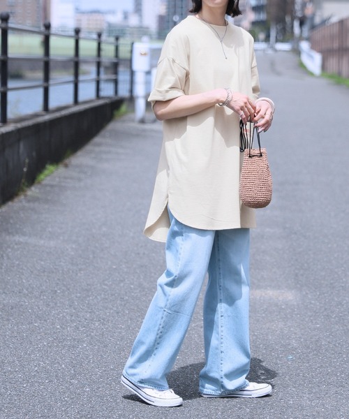 reca(レカ)の「バッグロゴプリントBIGTシャツ(Tシャツ/カットソー・レディース・ブラック/ホワイト/ナチュラル・FREE)」の11枚目の写真