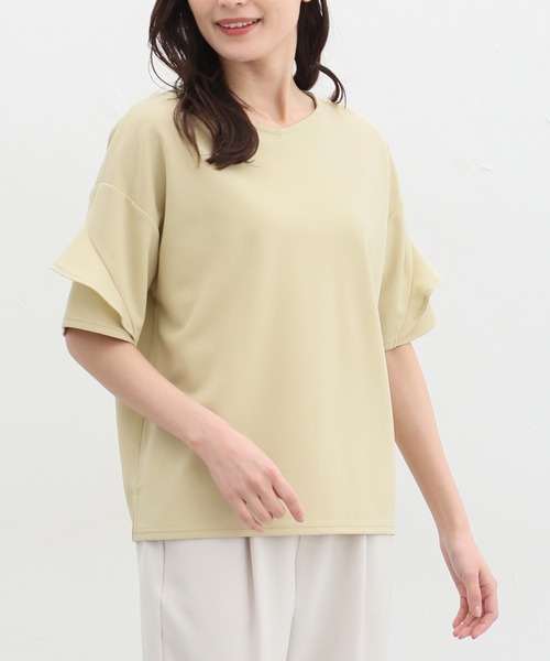 Honeys(ハニーズ)の「袖フリルトップス(Tシャツ/カットソー・レディース・アイボリー/ピンク系その他/イエロー系その他/ネイビー/ブルー系その他・S/M/L/LL/3L)」の4枚目の写真
