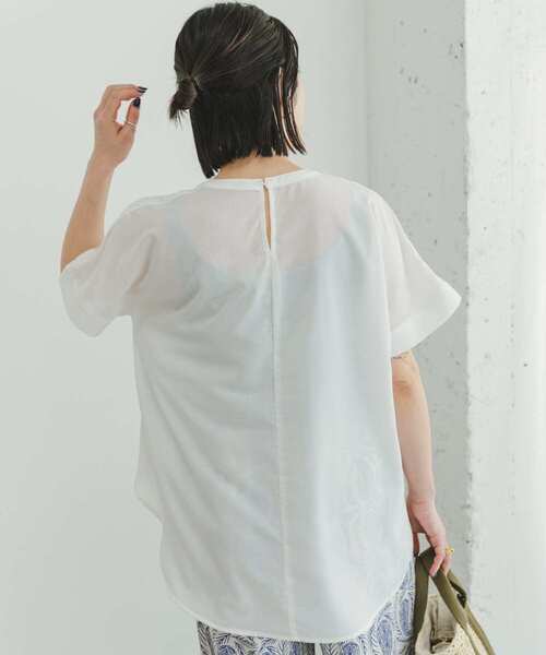 ITEMS URBANRESEARCH（アイテムズ アーバンリサーチ）の「ピンタックレースブラウス（シャツ/ブラウス・レディース・ベージュ/ブラック/ライトブルー/オフホワイト・FREE）」の8枚目の写真