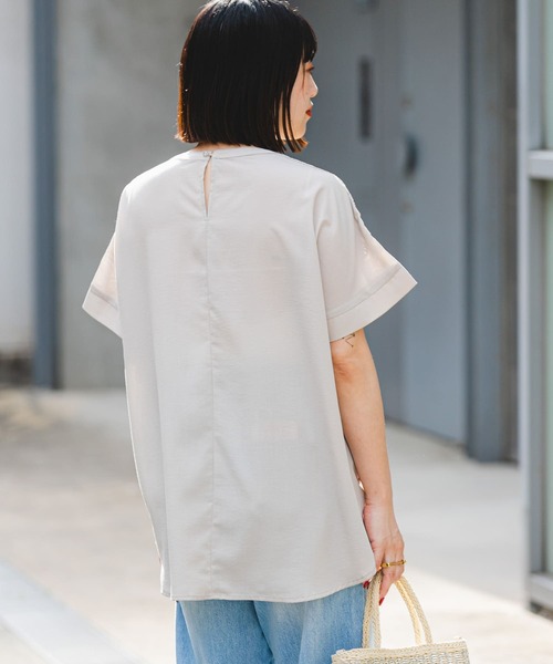 ITEMS URBANRESEARCH（アイテムズ アーバンリサーチ）の「ピンタックレースブラウス（シャツ/ブラウス・レディース・ベージュ/ブラック/ライトブルー/オフホワイト・FREE）」の20枚目の写真