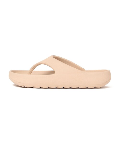 MEI（メイ）の「【WEB限定】MEI: 厚底 トング サンダル（サンダル・レディース・ベージュ/ブラック・SMALL/MEDIUM/LARGE）」の3枚目の写真