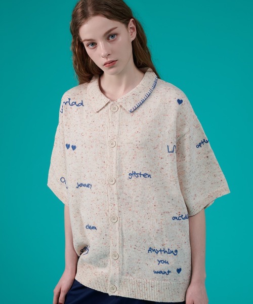 ONCILY（オンシェリー）の「HAND WRITTEN EMBROIDERY KNIT SHIRT / ハンドライティング刺繍ニットシャツ（シャツ/ブラウス・メンズ・ブラック/アイボリー/ネイビー・MEDIUM/LARGE/SMALL）」の2枚目の写真