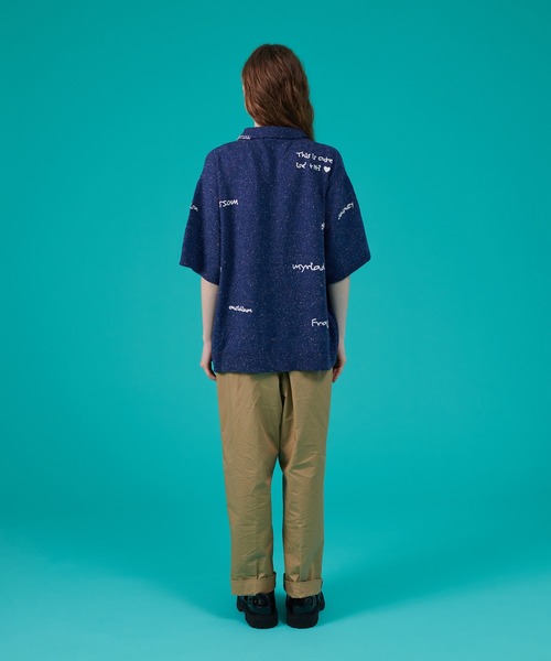 ONCILY（オンシェリー）の「HAND WRITTEN EMBROIDERY KNIT SHIRT / ハンドライティング刺繍ニットシャツ（シャツ/ブラウス・メンズ・ブラック/アイボリー/ネイビー・MEDIUM/LARGE/SMALL）」の16枚目の写真