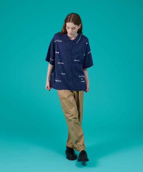 ONCILY（オンシェリー）の「HAND WRITTEN EMBROIDERY KNIT SHIRT / ハンドライティング刺繍ニットシャツ（シャツ/ブラウス・メンズ・ブラック/アイボリー/ネイビー・MEDIUM/LARGE/SMALL）」の14枚目の写真
