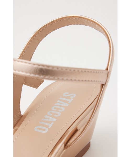 STACCATO(スタッカート)の「メタリックコスモスサンダル(サンダル・レディース・ピンクゴールド/グレー・23.5cm/24cm/24.5cm/23cm/22.5cm)」の18枚目の写真