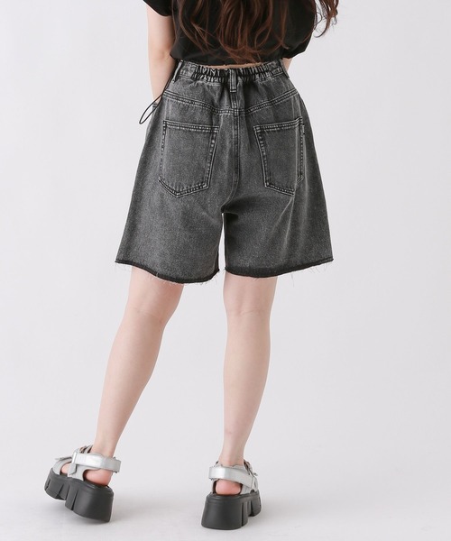 repipi armario（レピピ アルマリオ）の「デニムホックショートパンツ（デニムパンツ・キッズ・ブラック系/ライトブルー/その他・SMALL/MEDIUM/LARGE）」の7枚目の写真